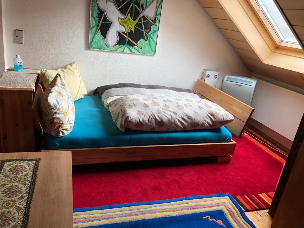 Doppelzimmer Dachgeschoss, Schnelles Wlan, Arbeitsplatz Und Garten Winningen Exteriör bild